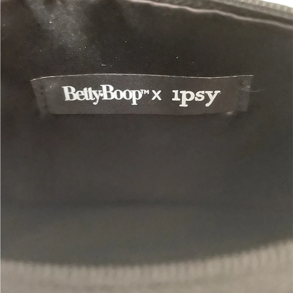 IPSY Betty Boop x Ipsy Cosmetic Case * Black Sequin Back * Black Lined Enclosure